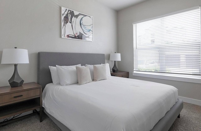 Landing | Incredible 1BD, Pool, Clubhouse
