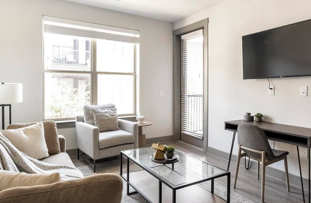 Landing | Modern 1BD, Pool, Clubhouse