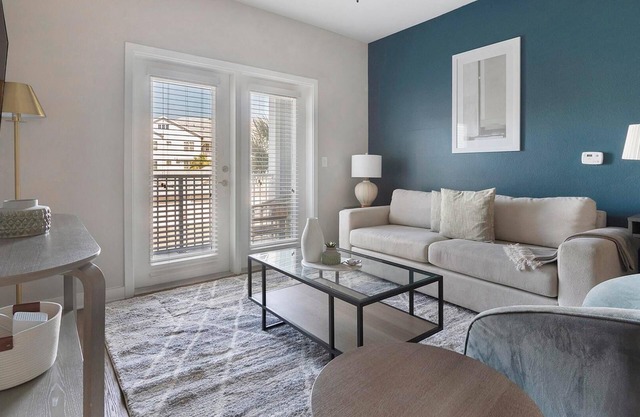 Landing | Stunning 2BD, Clubhouse, Gym