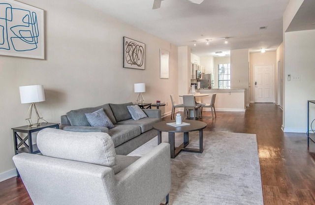 Landing | Stylish 2BD, Pool, Gym