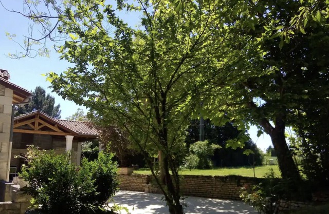 Large 17th century house in the heart of Périgord