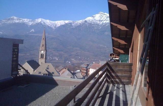 Large apartment, 7 people, at the foot of the slopes, Saint-Léger-les-Mélèzes