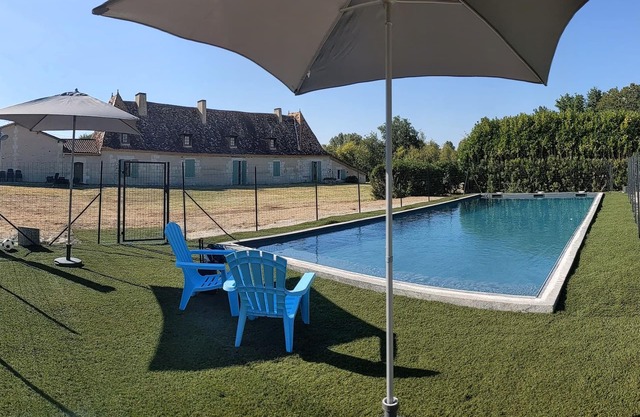 Large-capacity vacation gîtes (25 pers): Chartreuse d'Ossimpont