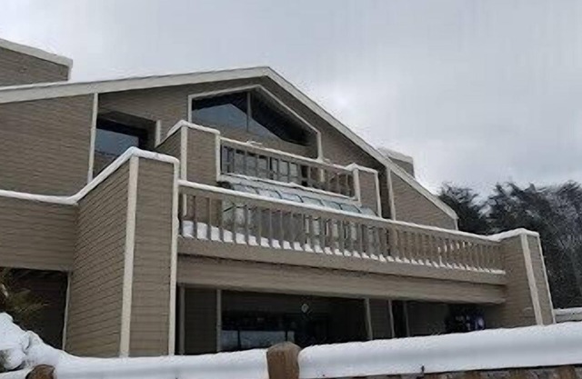 Large condo in the Poconos.