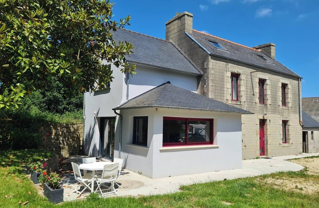 Large country house 2 minutes from the expressway