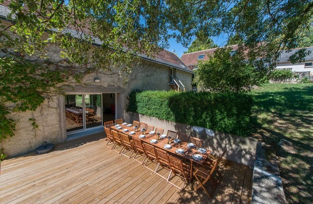 Large country house (20 pers) - swimming pool/nature/playground (Les Hauts de Manse)