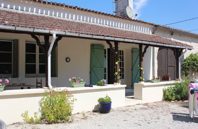 Large Farmhouse/Villa In Stunning French Countryside - best for families + dogs