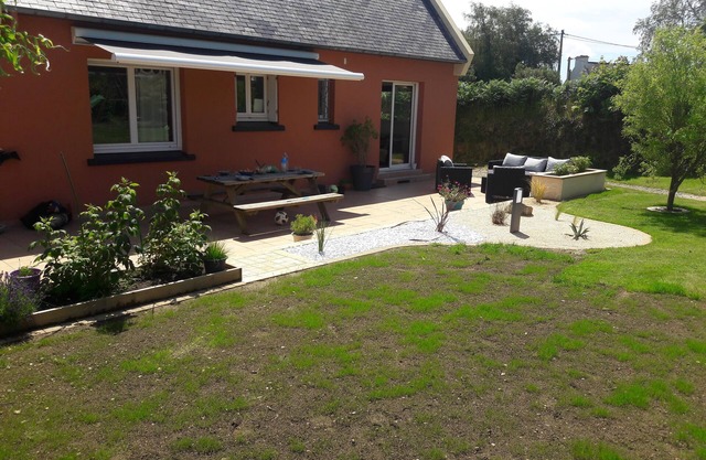 Large house 130m2 in the countryside and near the sea