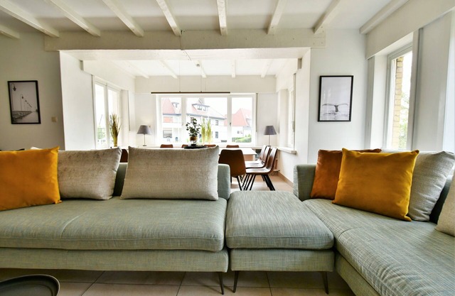 Large house for 20 people, 200 meters from the sea