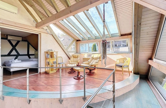 Large house, garden and parking, between Vosges and vineyards