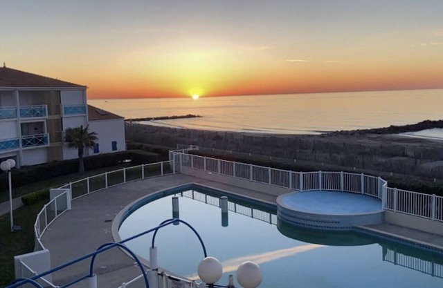 Large luxury studio facing the sea in Frontignan Plage