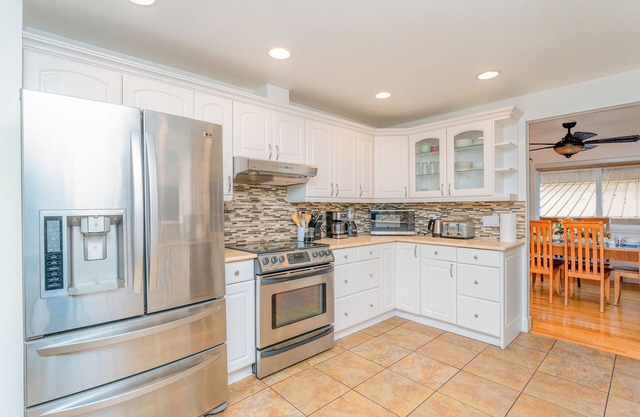 Large Mercer Island 5b3b Family home