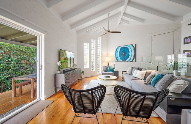 Large Modern 2 Story Home with Byron Charm & 4 Beds