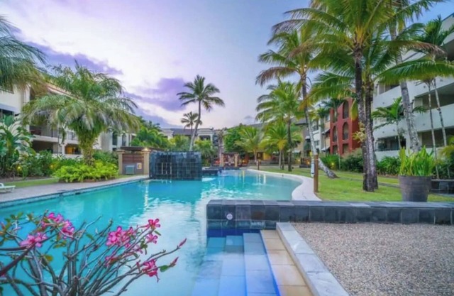 Large Resort Villa | Private Plunge Pool