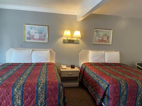 Lark Motel Willits