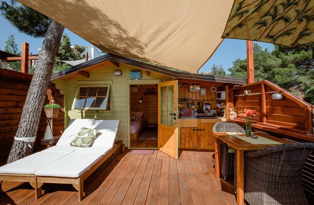! Last Min Offer-30%OFF/28.09.-5.10. !/TreeHouse with patio near the ocean
