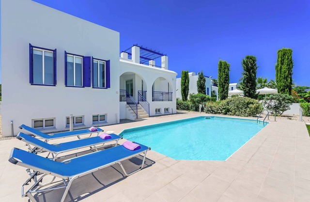 Latchi Beach Villa - Three Bedroom Villa, Sleeps 6