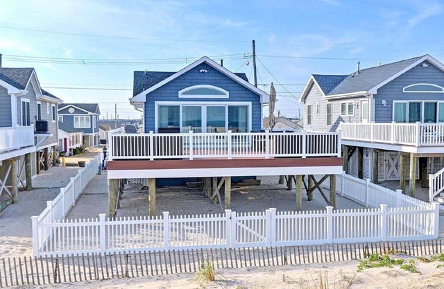 Lavalette facing the sea!