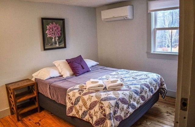 Lavender/Brook Road Inn