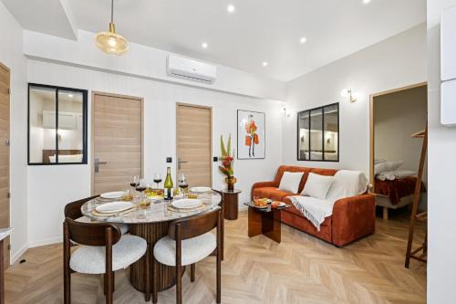 Lavie Maison 7th AC Hot Tub