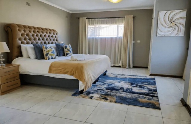 Lavish Modern Glint House