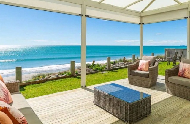 Lazy days beach front cottage