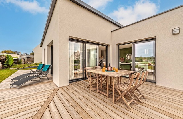 Le 101 - Plage du Dossen à Santec à 1.5 km