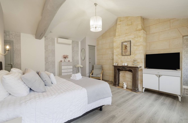 Le Bijou piscine, massage et spa