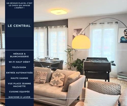 Le Central - Vue Place Jeanne Hachette