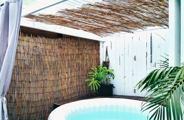 Le Feuille Sonj' by Lonbraz Volkan, furnished tourist accommodation *. Relaxation guaranteed!