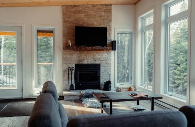 Le Grand Duc- SPA- Kayaks- bord Rivière Noire- VTT- Motoneige- Randonnée