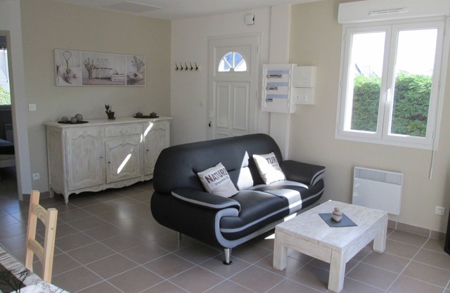 "Le P'tit Galet" new house for 2/4 people, on one level, 450m from the sea, Wifi