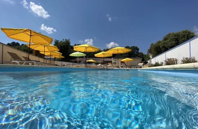 Le Petit Paradis Provençal (Cigales 1)