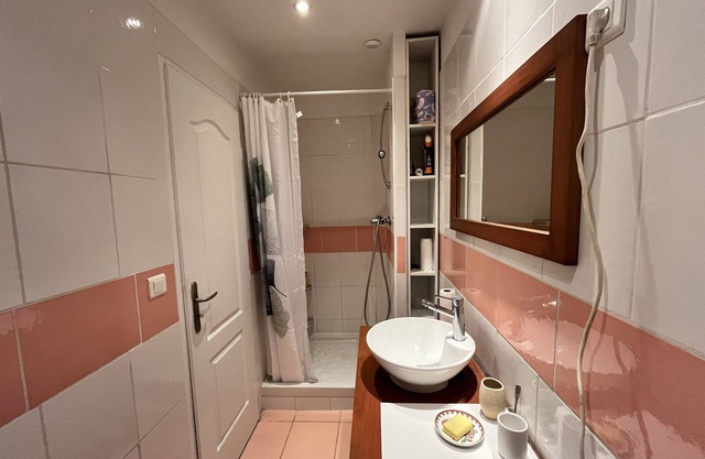 Le Pierrotin : beautiful 2bdrs in the city center