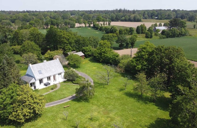 Le Repaire du Loup Blanc - Forêt de Brocéliande