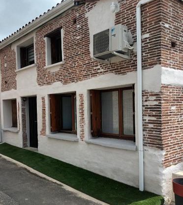 Le SPArt un jacuzzi une salle de sport un appartement entièrement équipée pour votre bien être