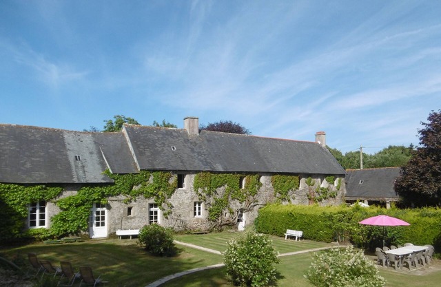 Le VIEUX MANOIR - Manoir de Kerhir CHARM and TRADITION between sea and countryside
