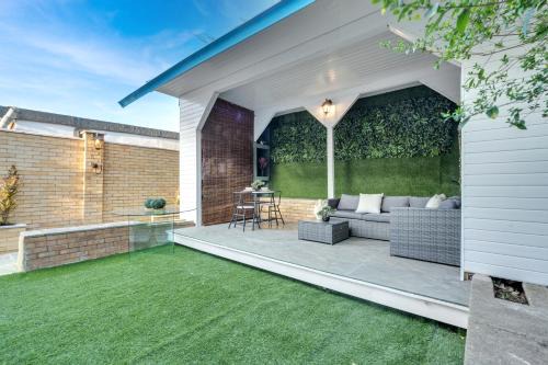 Leaf & Lounge - Free Parking , En-Suite, Near Wembley