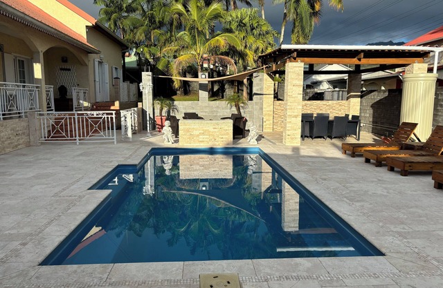 LES Z'ORANGINES house with swimming pool in SAINT BENOIT