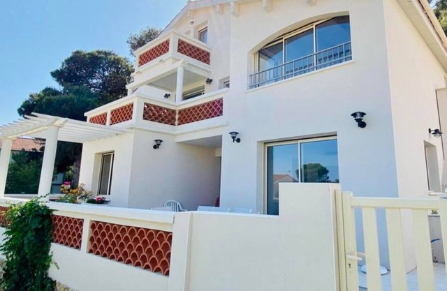 Leucate plage house 100m from the beach sea view 8 people