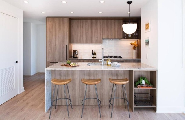 Level Spacious one bedroom suite with king bed, walk-in closet, full kitchen.