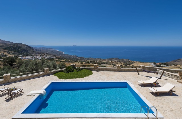 Libyan View Villa with 4 bedrooms and private pool