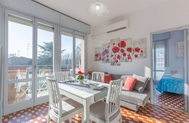Lido di Pomposa Flat a stone's throw from the Beach!