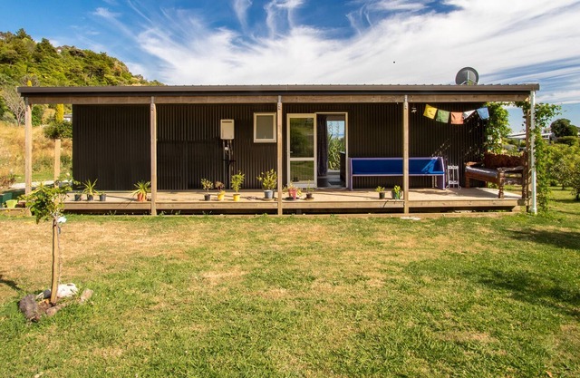 Ligar Bay Cottage - Ligar Bay Holiday Home