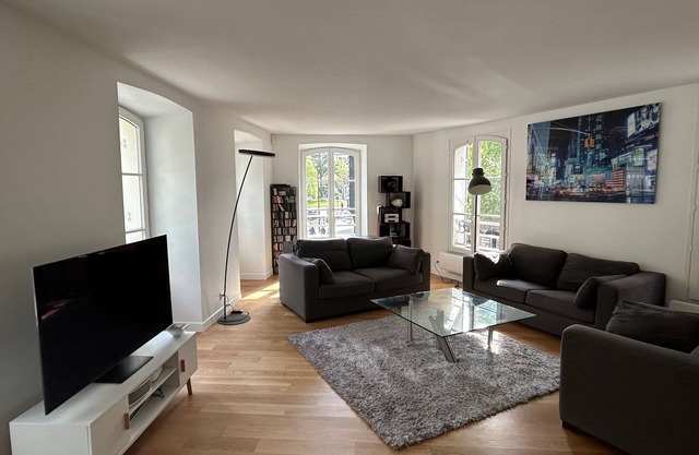 Like a House. Pleasant Duplex With Air-conditioned Bedrooms, Fully Equipped!