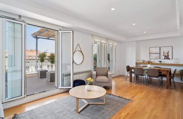 Limehome Madrid Calle de Nuñez de Balboa