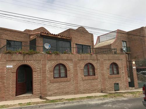 Linda Casa ideal para familia cerca de playa y pueblito La Herradura
