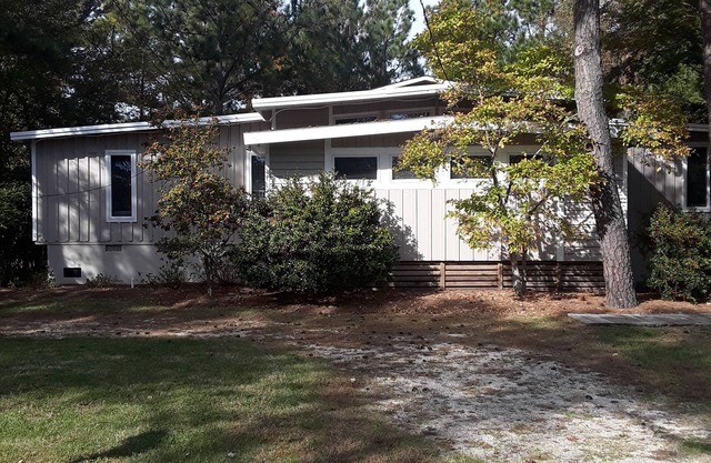 LINENS INCLUDED*! 3 BLOCKS TO BEACH/COMMUNITY POOL/NORTH SHORES/REHOBOTH BEACH
