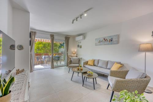 LIPA KORTA - Family Apartment in Porec, 850 m to the Sea