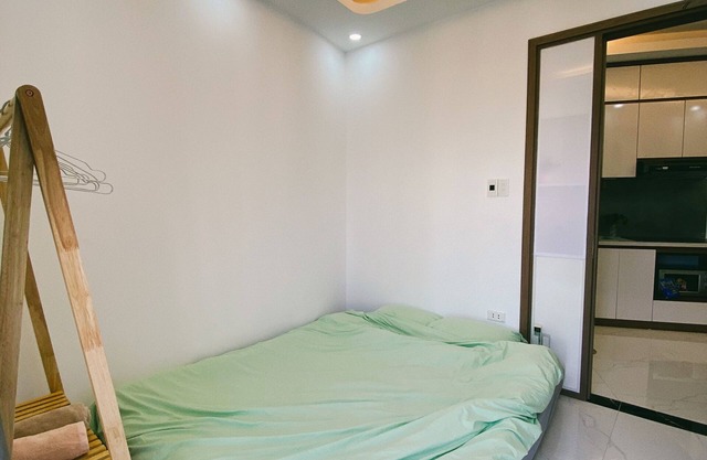 Little green & cozy apartment in the centre of Hanoi